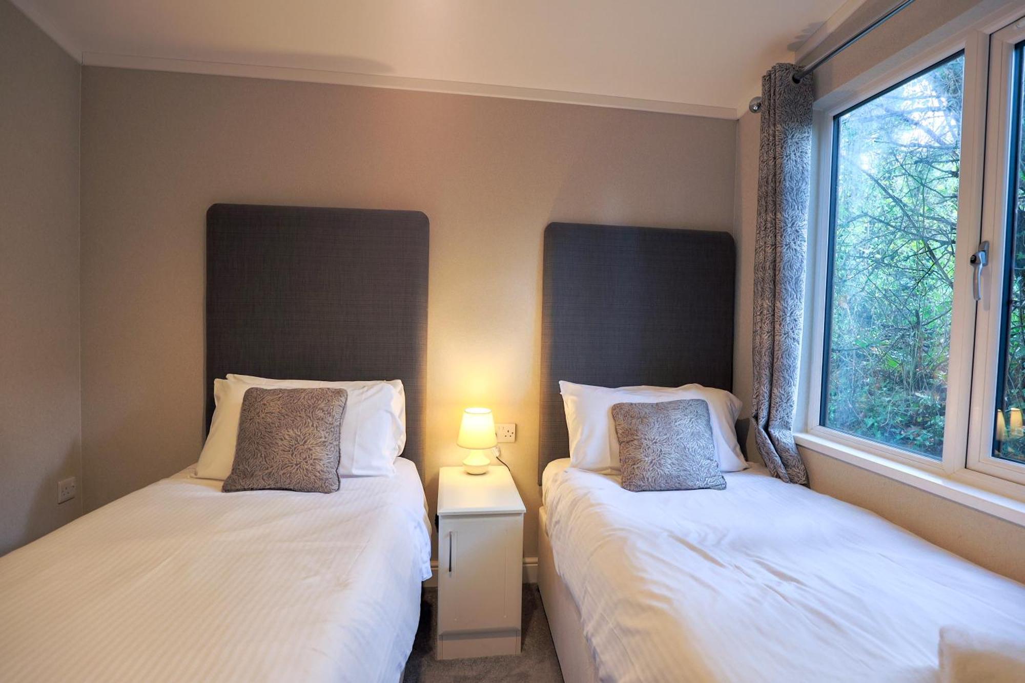 Charming Copse Corner Lodge - Spa Resort - Devon Chudleigh Luaran gambar